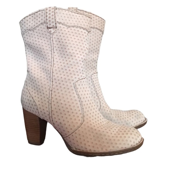 BORN GenevievePolka Dot 3” Heel Short Boots Size 7 - Picture 1 of 8